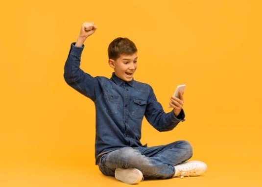 Best First Phone for Teens 2026